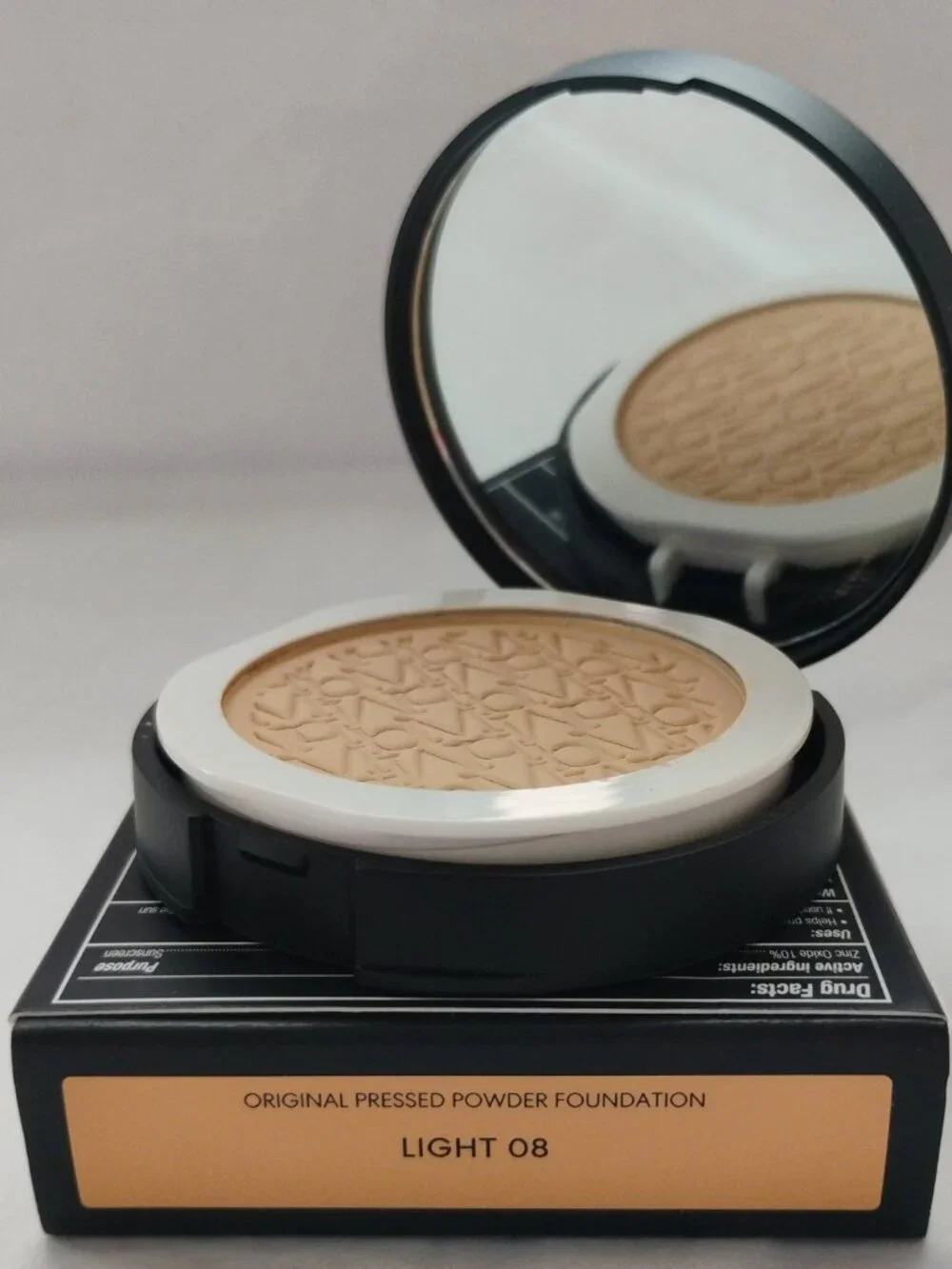 bareMinerals 'Shade-Light #08' Original Pressed Powder /W SPF 15 - NWT
